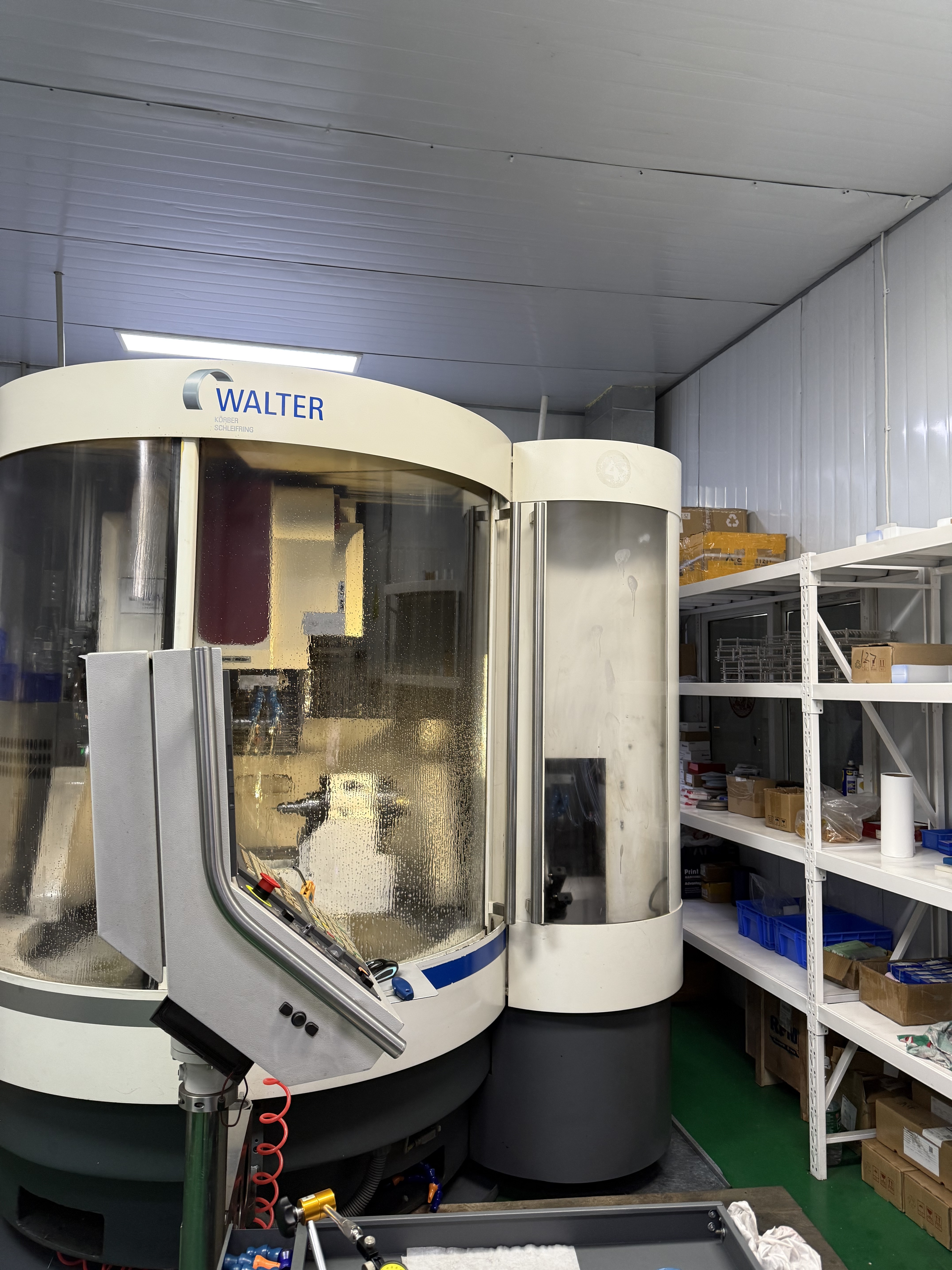 Chengdu Lian Xiang New Material CO.,LTD. ligne de production en usine