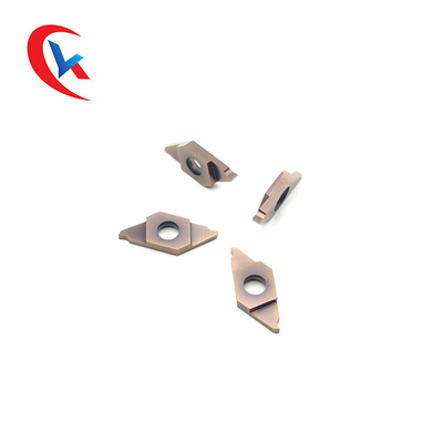 Le carbure des machines-outils TKF12R200-S16 de HRA 91,8 cannelant des insertions a incliné tranchant
