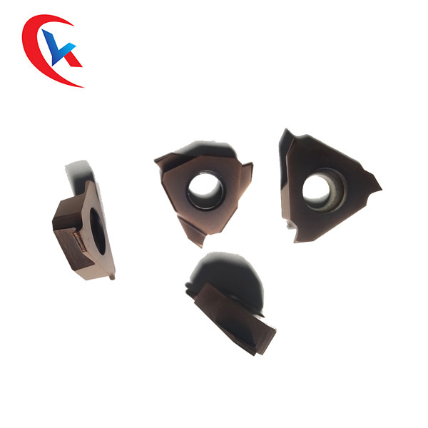 Ressort peu profond d'agrafe de cannelure de triangle circulaire de la cannelure TGF32R075-R0.375 rainant le carbure de coupeur cannelant des insertions